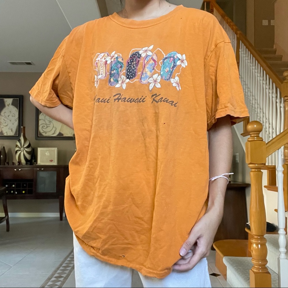 hawaiin orange graphic tee